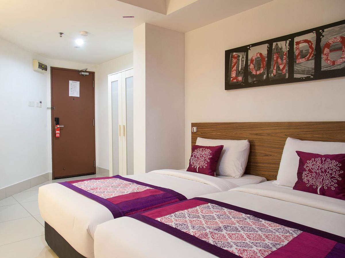 Oyo 180 V Hotel Kuala Lumpur Bagian luar foto