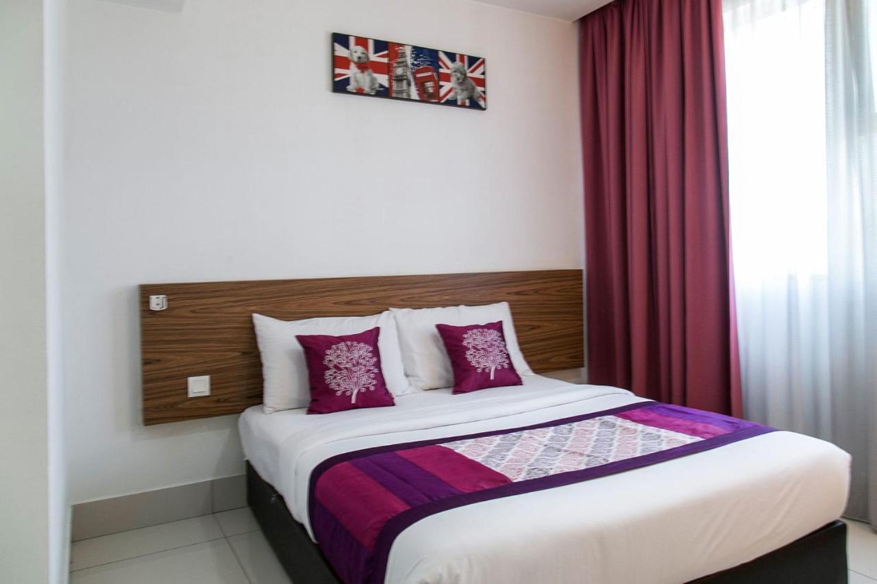 Oyo 180 V Hotel Kuala Lumpur Bagian luar foto